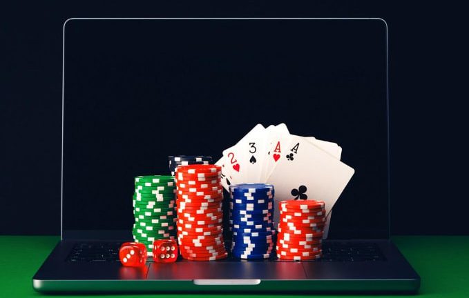 Auszahlungsgeschwindigkeit & Quoten: RTP-Vergleich bei Poker & Slots in Österreich